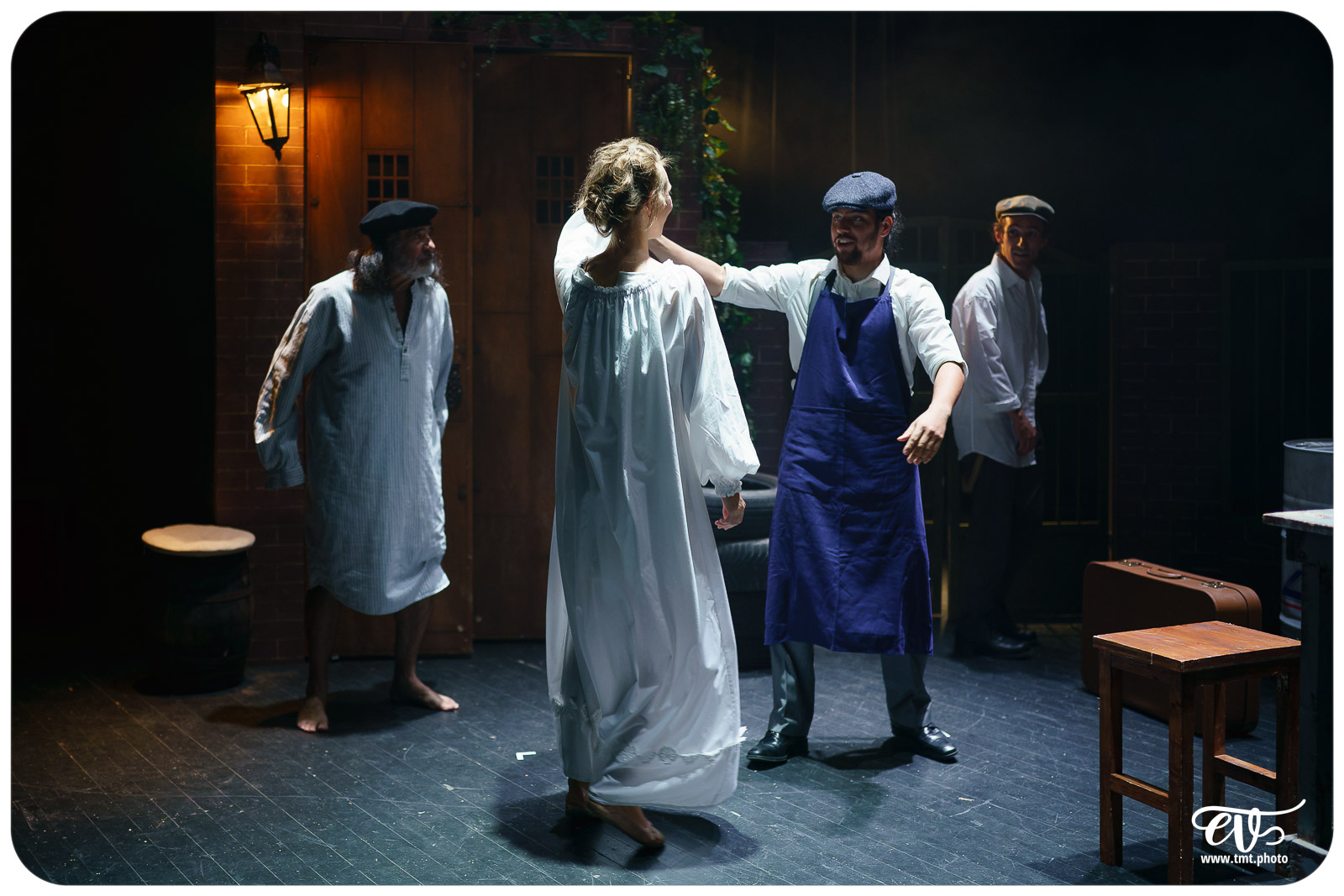 LES VISIONS DE SIMONE MACHARD (CIE LA CLAQUE)